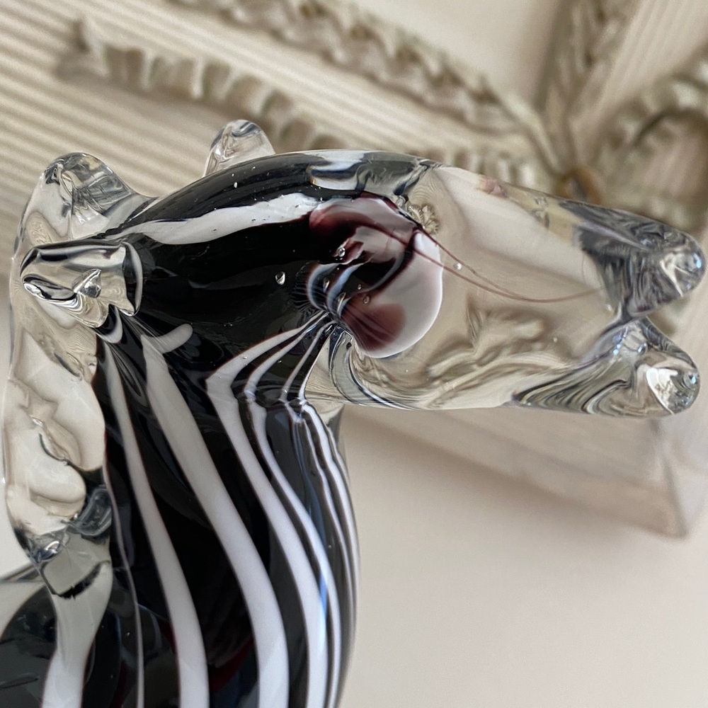 HANDBLOWN ART GLASS Zebra - Picture 3 of 7